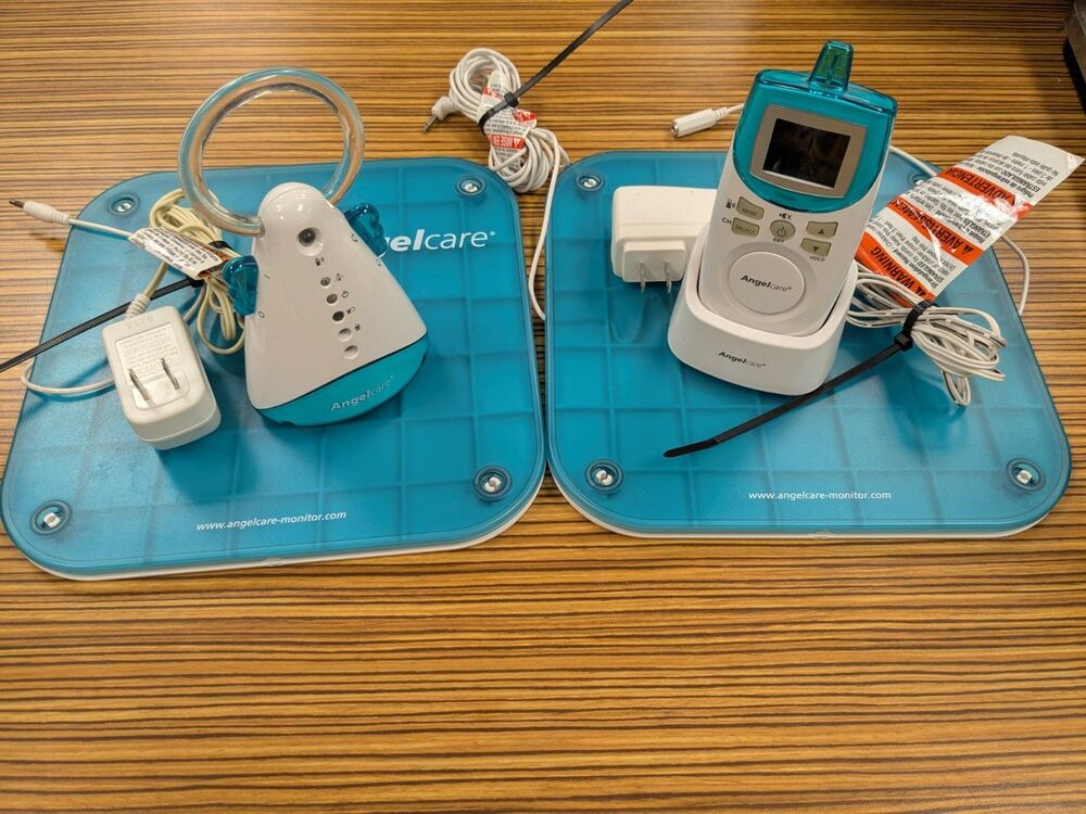 Angelcare Movement / Sound Monitor AC401 W/ Parent Unit And Nursery Unit
